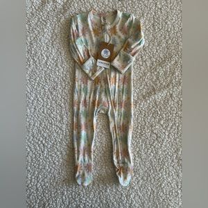 Daisy bamboo footie